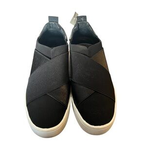 Donald Pliner Coley Black Platform Slip-On Sneakers- Size 8.5